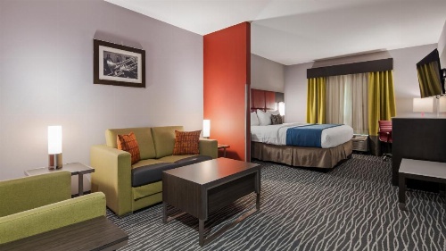 Best Western Plus Airport Inn & Suites image 33