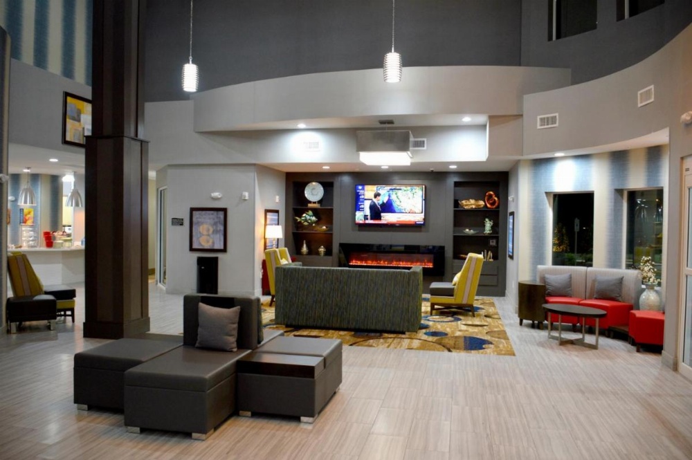 Best Western Plus Airport Inn & Suites Image 7